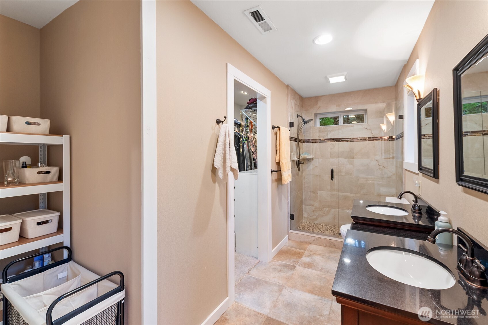 22403 53rd Avenue Southeast Bothell, WA 98021 - Photo 13 of 39