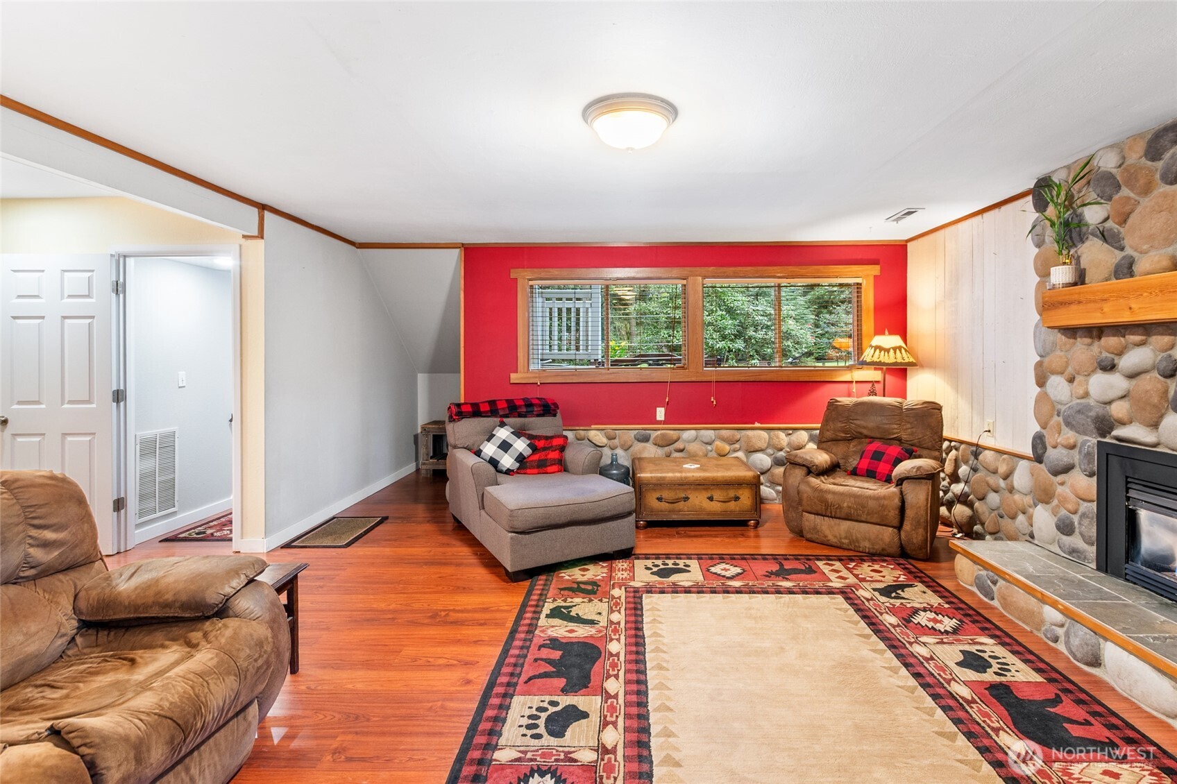 22403 53rd Avenue Southeast Bothell, WA 98021 - Photo 21 of 39