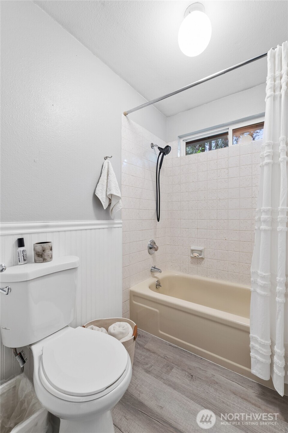 22403 53rd Avenue Southeast Bothell, WA 98021 - Photo 24 of 39