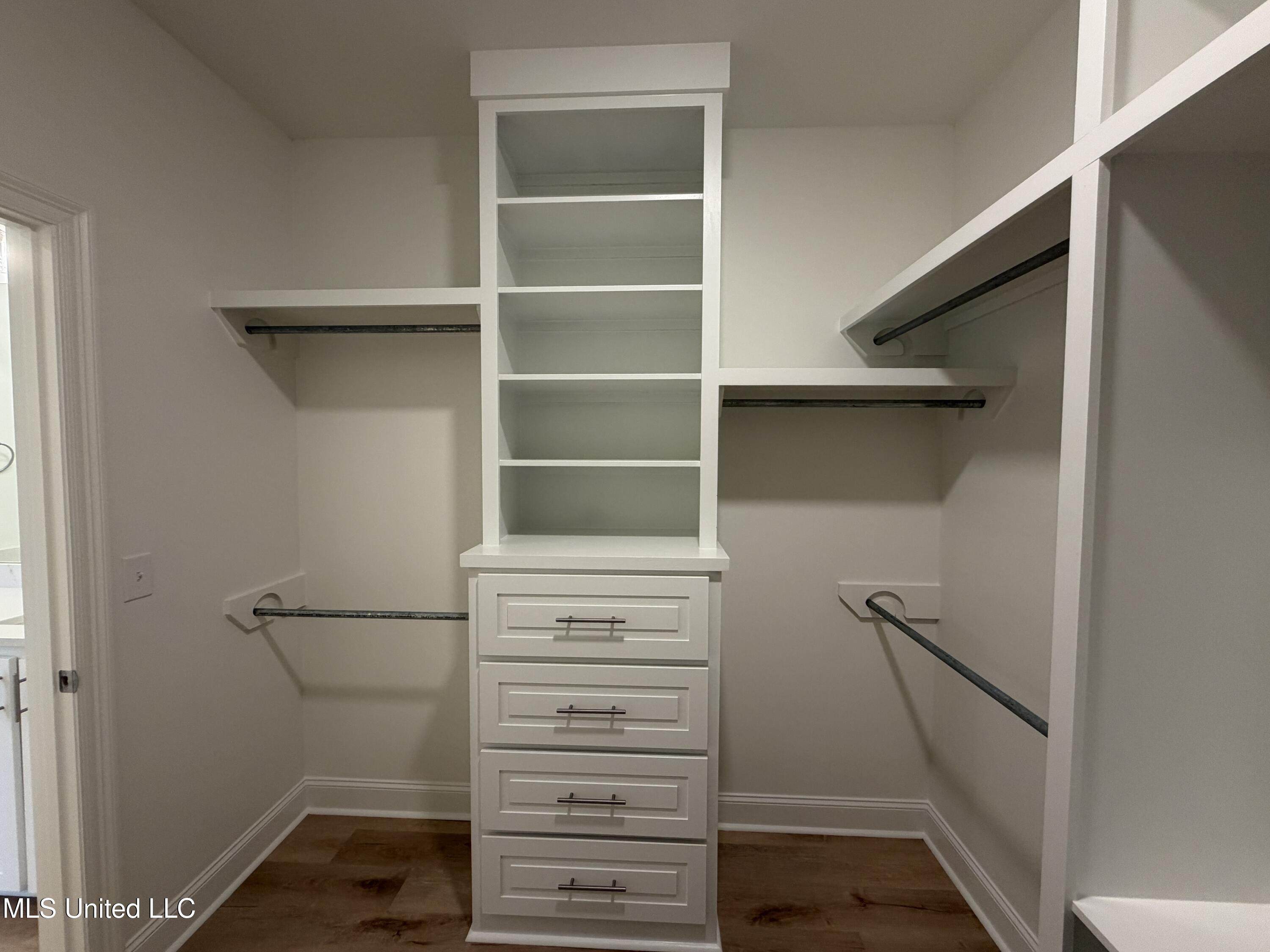 939 Mullican Road Florence, MS 39073 - Photo 22 of 34 IMG_3763(3)