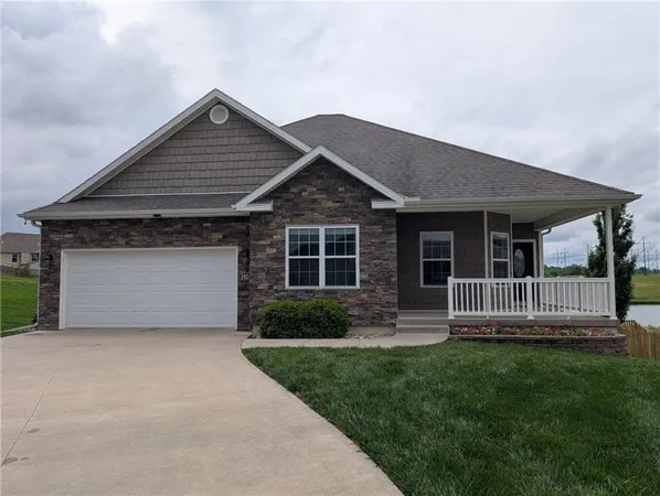 $449,900 | 19246 Cherokee Court, St. Joseph, MO 64505