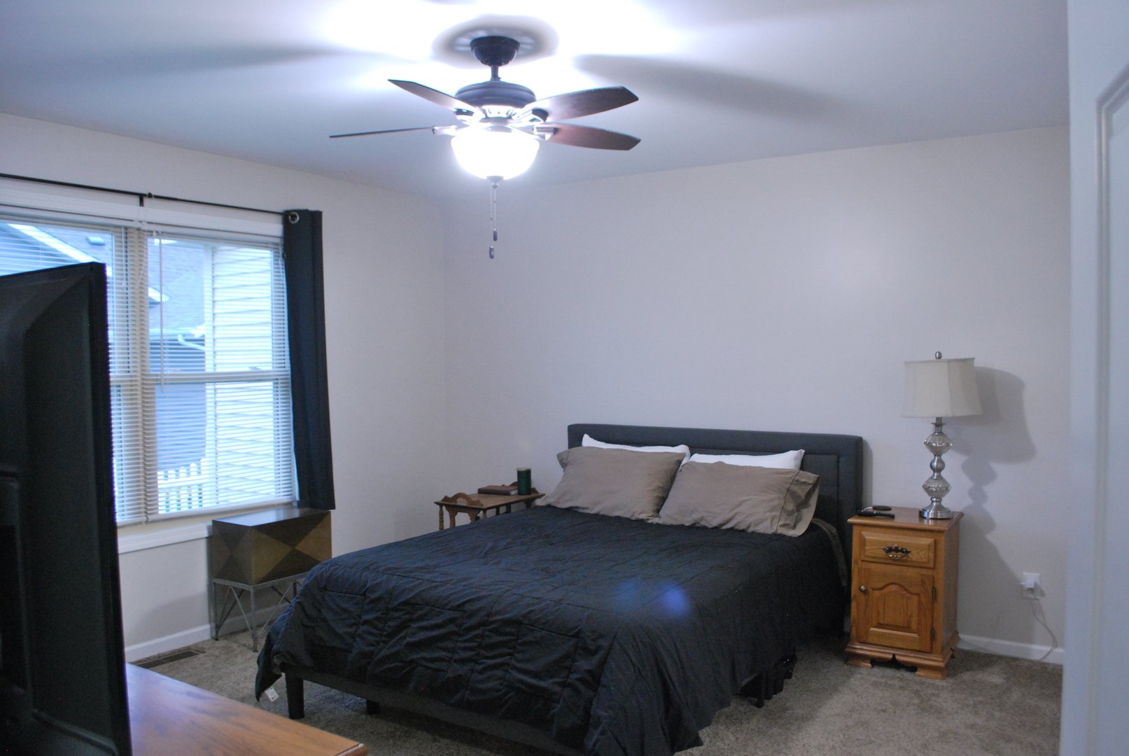 1091 Page Way Rochelle, IL 61068 - Photo 12 of 25 a bedroom with a bed and a window