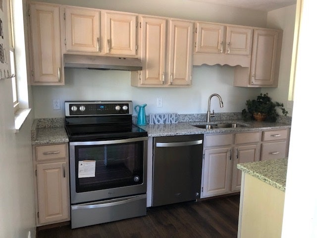 1012 Oakwood Road Culloden, WV 25510 - Photo 3 of 22 Gallery Image 3