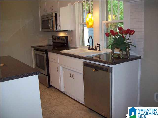 413 Springdale Road Mount Olive, AL 35117 - Photo 4 of 34