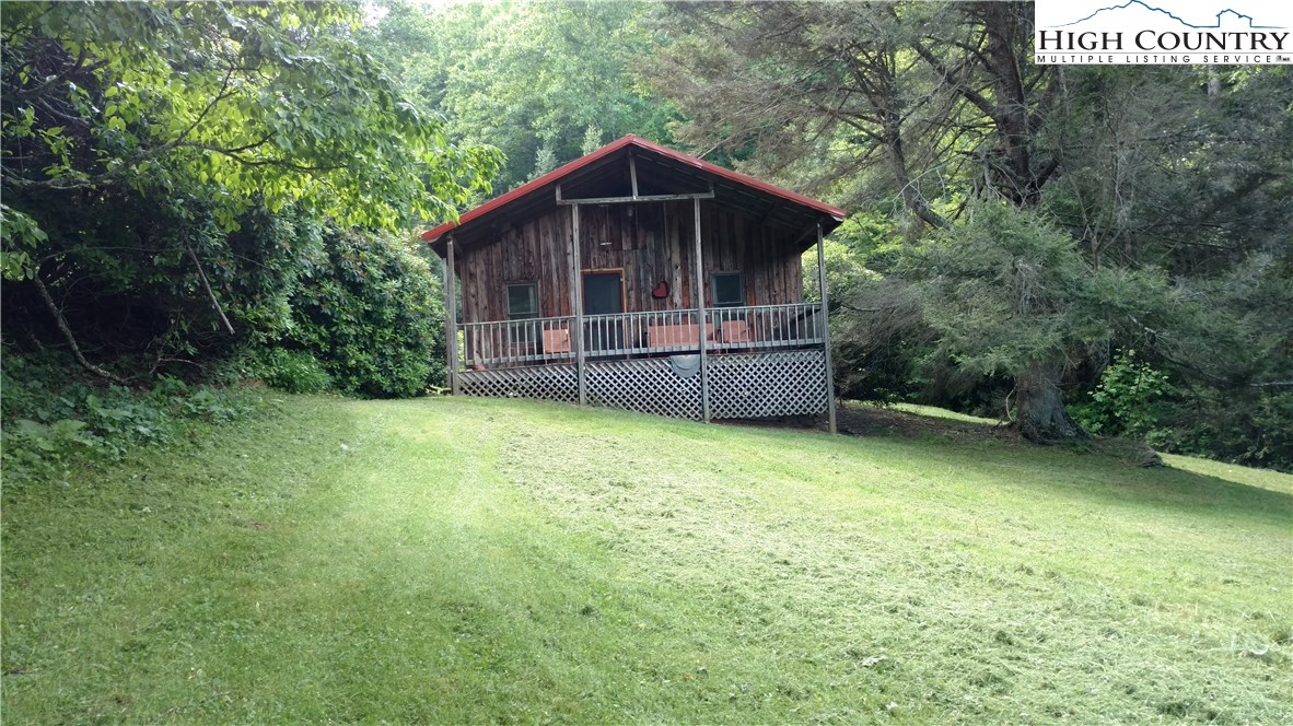 426 Bc Hunter Road Warrensville, NC 28693 - Photo 1 of 14 Gallery Image 1