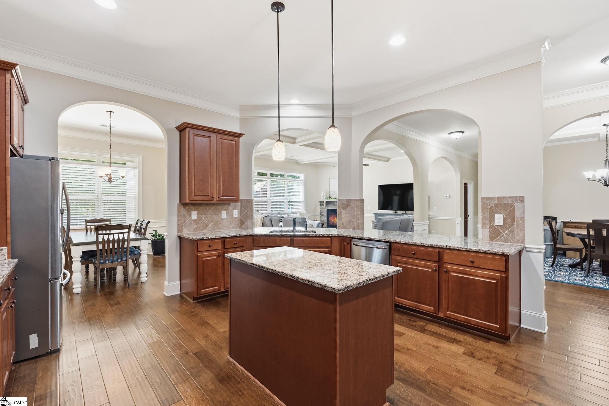 425 Castleford Place Simpsonville, SC 29681 - Photo 5 of 47