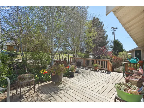 $360,000 | 1116 Mc Pherson Street, Wasco, OR 97065