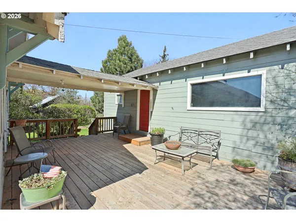 $360,000 | 1116 Mc Pherson Street, Wasco, OR 97065