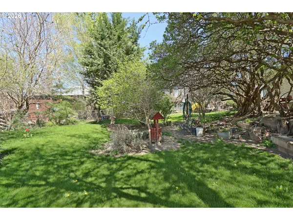 $360,000 | 1116 Mc Pherson Street, Wasco, OR 97065