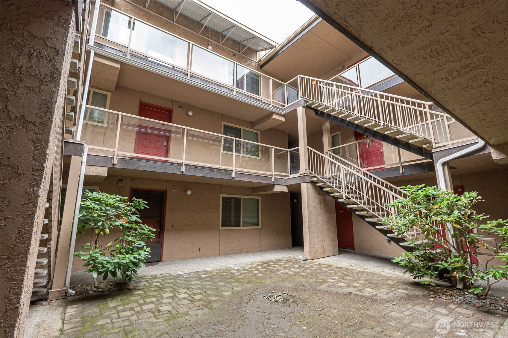 1177 Harrington Avenue Northeast Renton, WA 98056 - Photo 9 of 18 Gallery Image 9