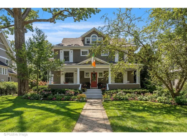 $2,950,000 | 809 Elmwood Avenue, Wilmette, IL 60091
