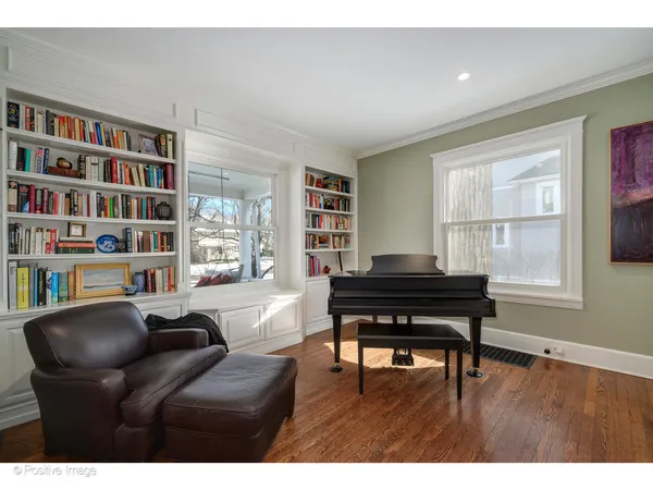 $2,950,000 | 809 Elmwood Avenue, Wilmette, IL 60091