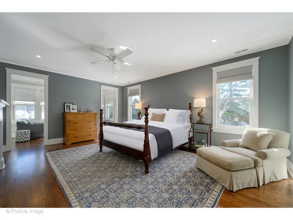 $2,950,000 | 809 Elmwood Avenue, Wilmette, IL 60091