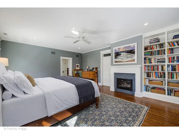 $2,950,000 | 809 Elmwood Avenue, Wilmette, IL 60091