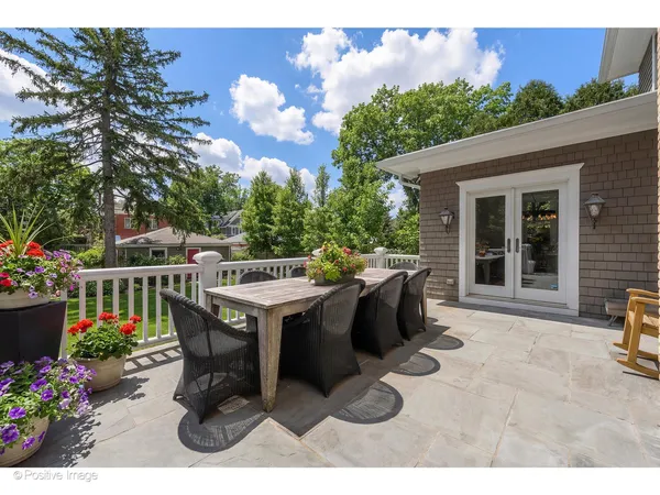$2,950,000 | 809 Elmwood Avenue, Wilmette, IL 60091