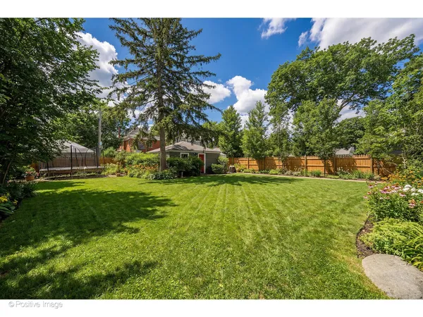 $2,950,000 | 809 Elmwood Avenue, Wilmette, IL 60091