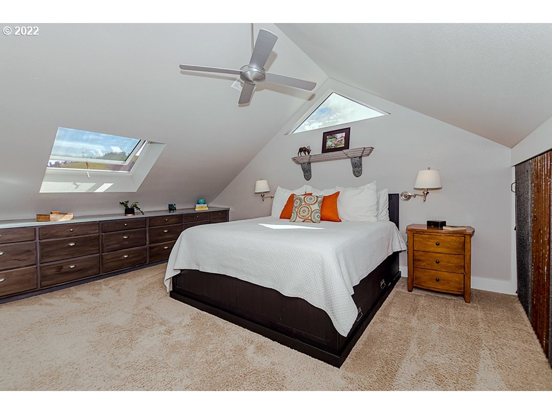 121 Melton Road Roseburg, OR 97470 - Photo 21 of 31 Gallery Image 21