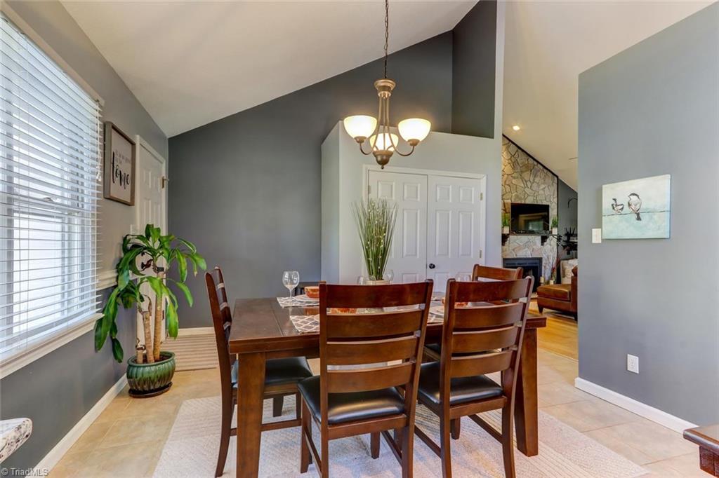 4312 Chilton Way High Point, NC 27265 - Photo 11 of 26 Gallery Image 11