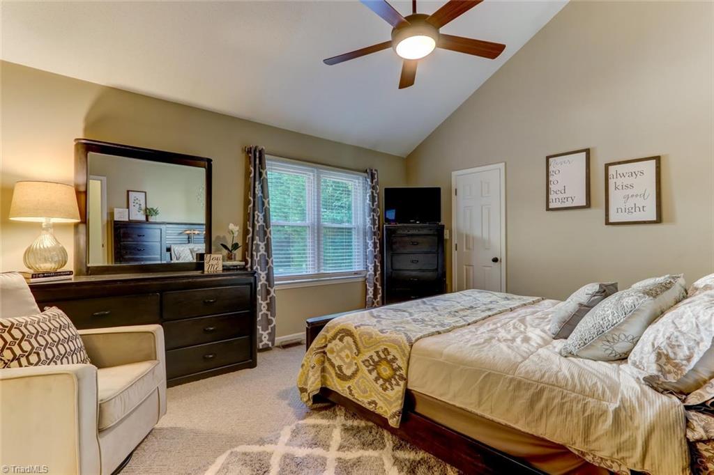 4312 Chilton Way High Point, NC 27265 - Photo 12 of 26 Gallery Image 12