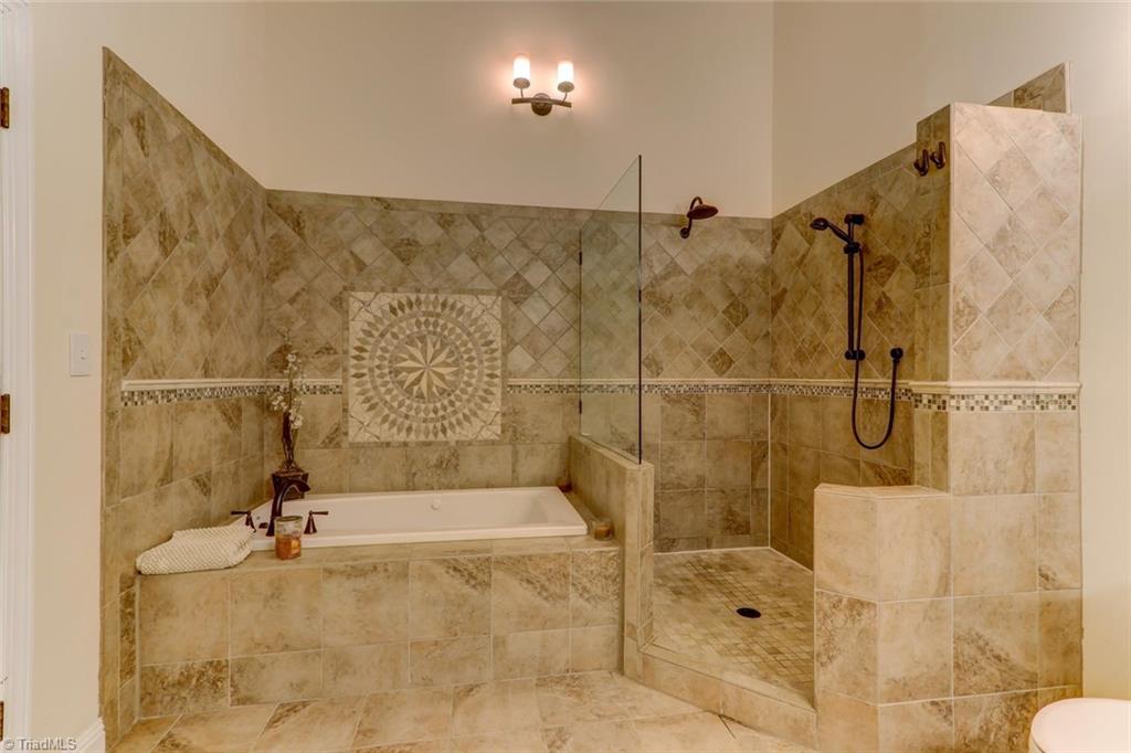 4312 Chilton Way High Point, NC 27265 - Photo 15 of 26 Gallery Image 15