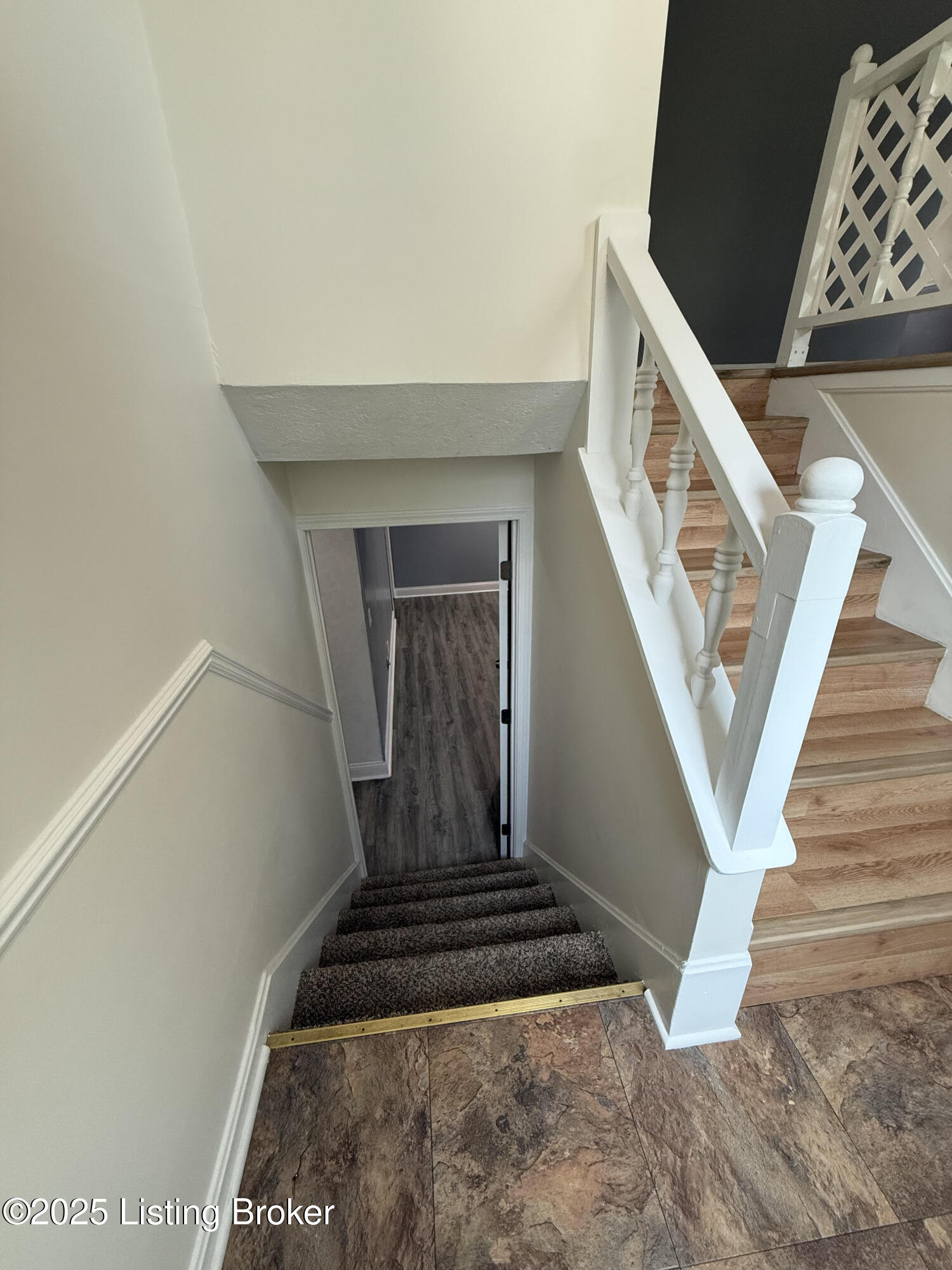 3829 Chevy Chase Road Louisville, KY 40218 - Photo 20 of 32 cc5