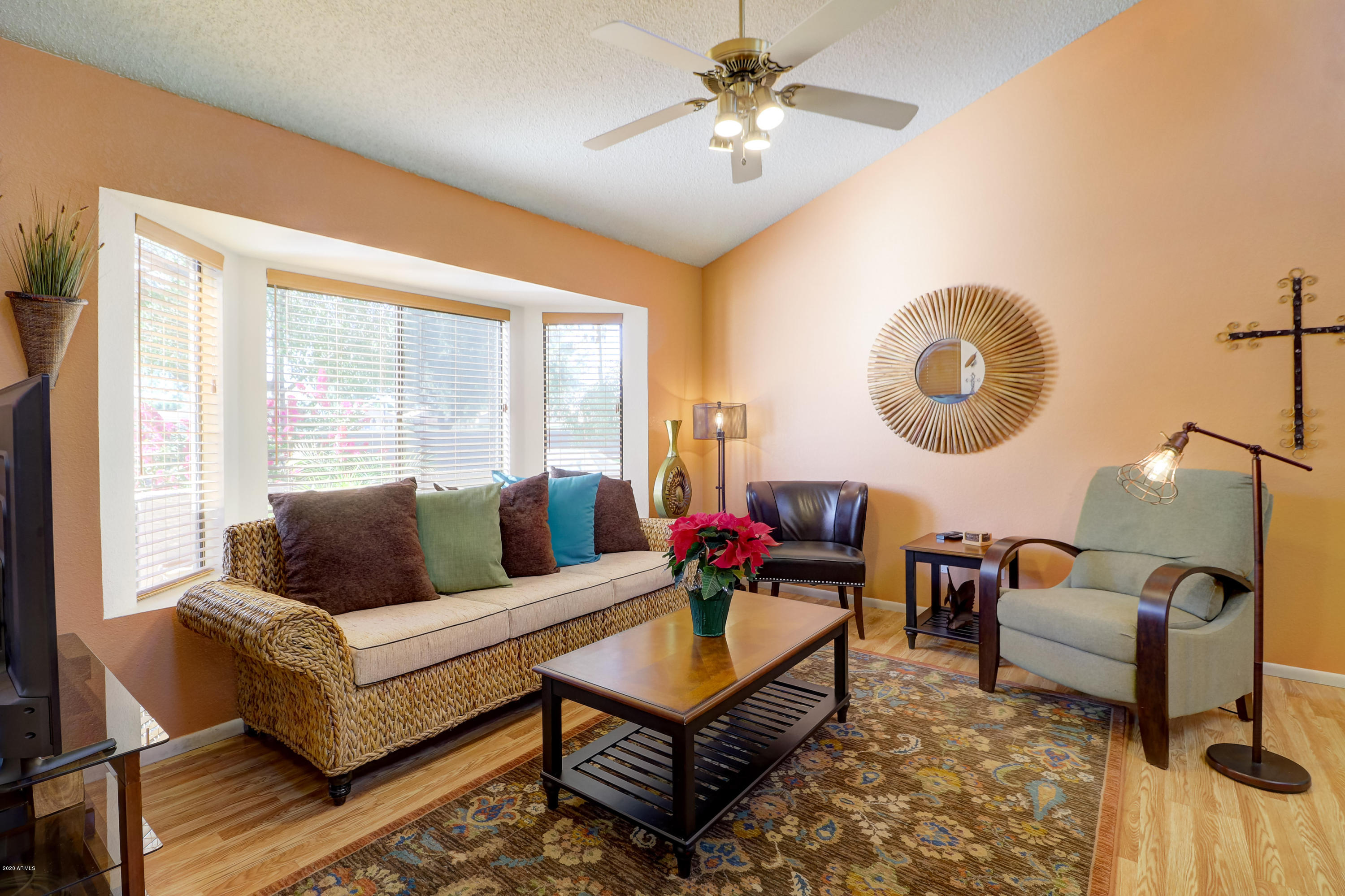 14300 West Bell Road, Unit 204 Surprise, AZ 85374 - Photo 8 of 39 Great Room With Vaulted Ceilings