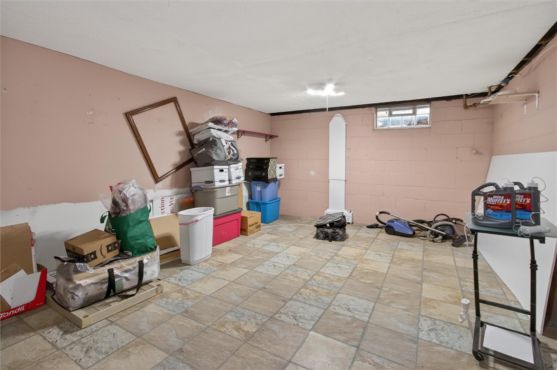 555 Elmgrove Road Gates, NY 14606 - Photo 20 of 29