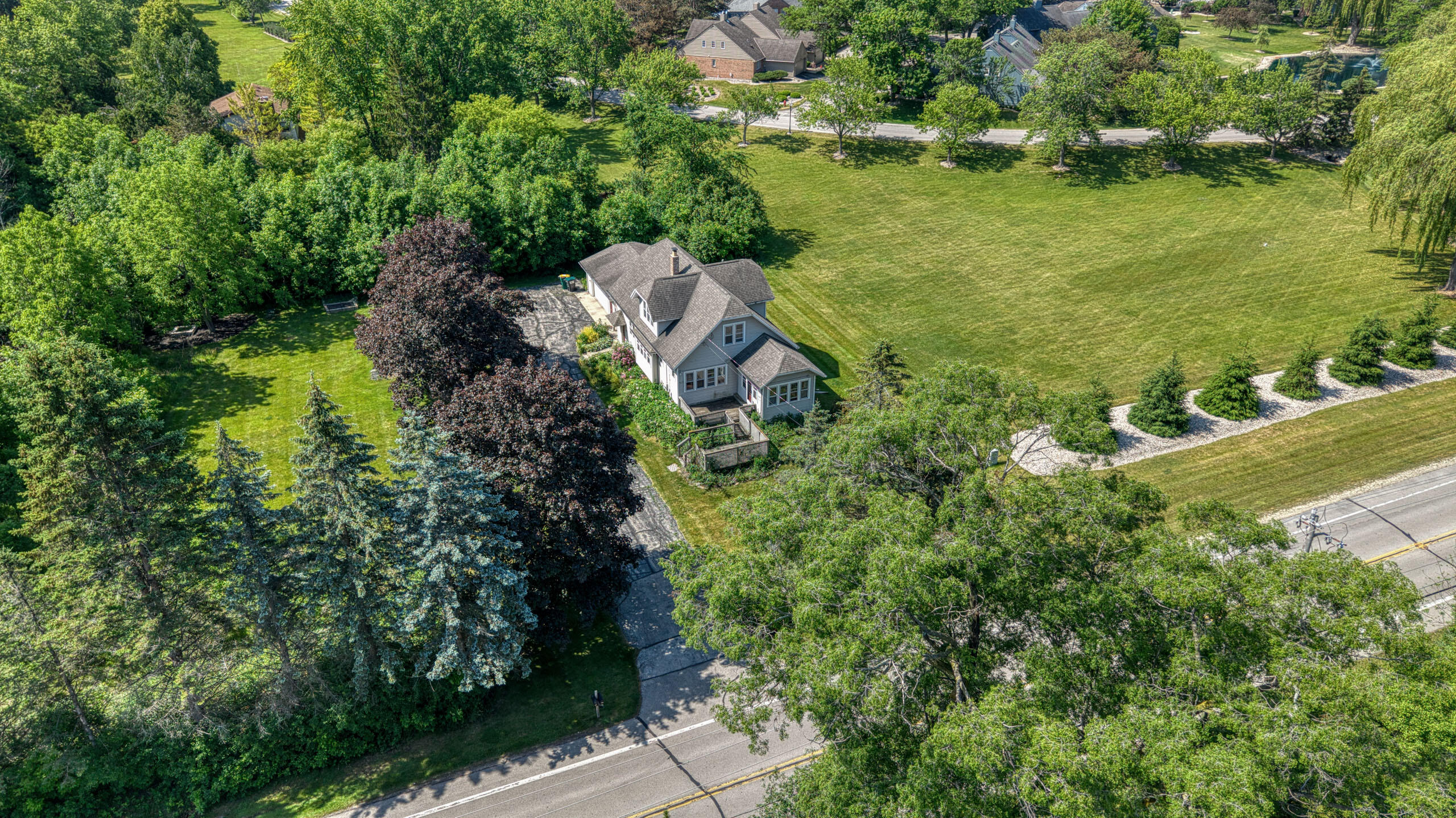 2029 West Donges Bay Road, Unit 2031 Mequon, WI 53092 - Photo 43 of 68 Aerial View