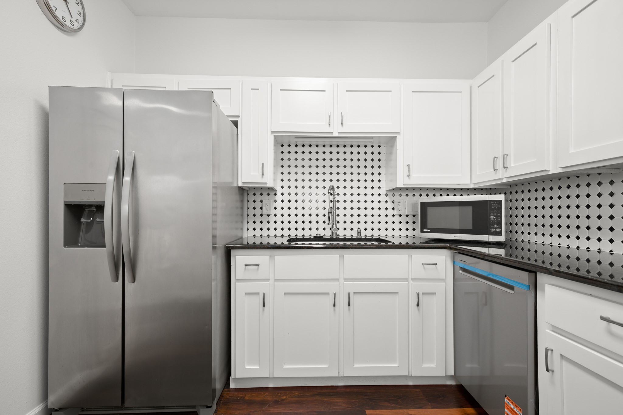 2414 Longview Street, Unit 307 Austin, TX 78705 - Photo 4 of 21