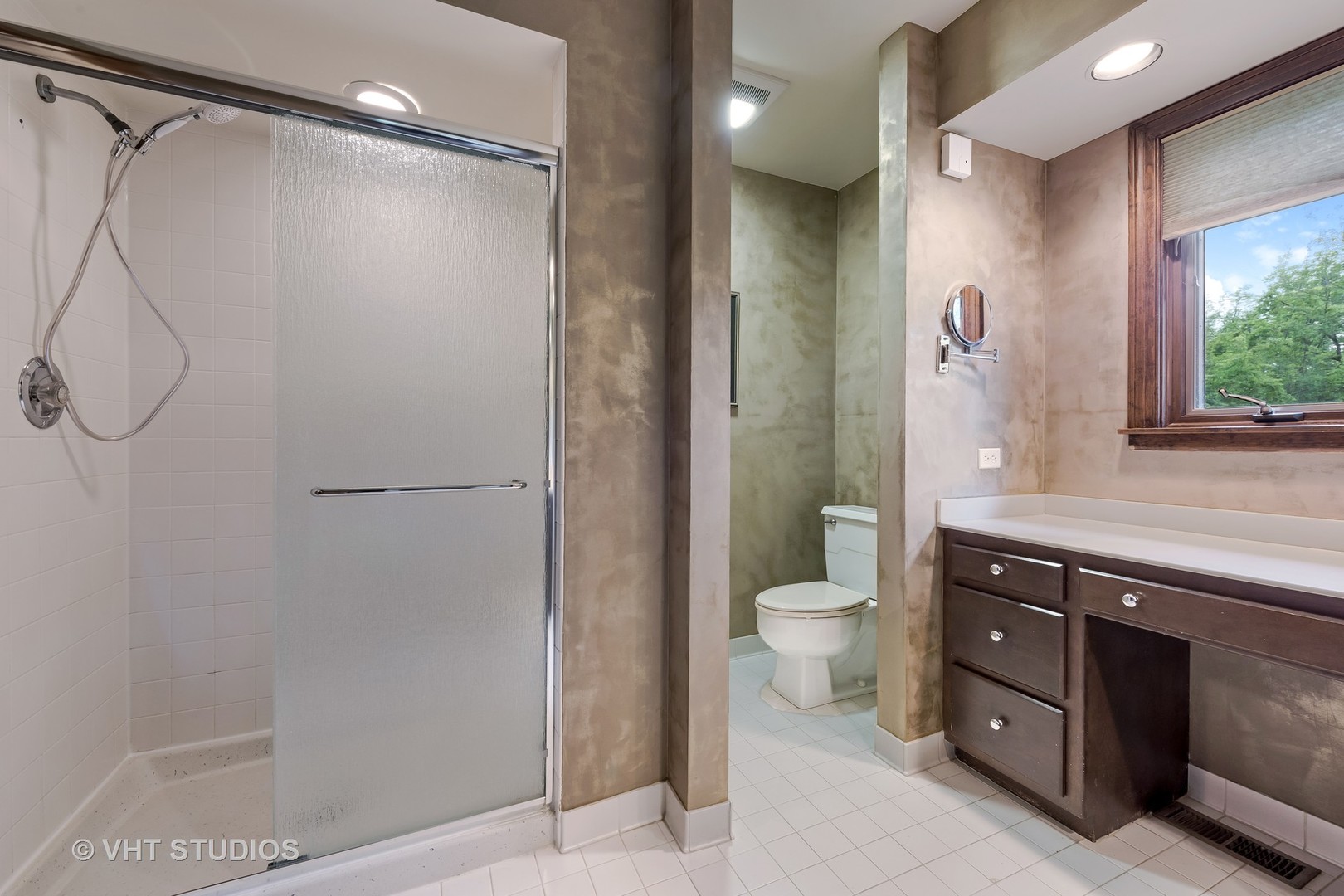 1644 Sunset Ridge Road Northbrook, IL 60062 - Photo 13 of 29