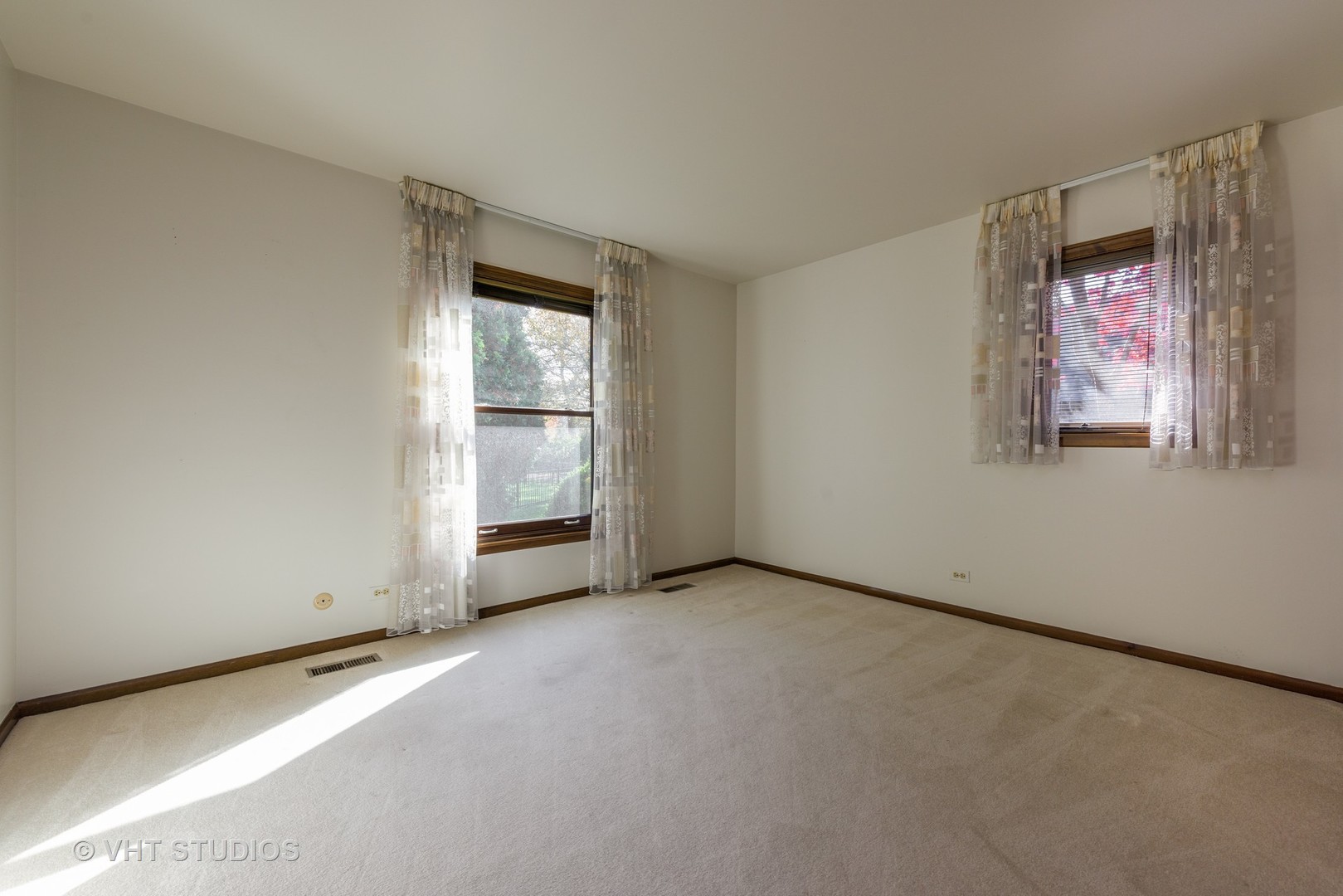 1644 Sunset Ridge Road Northbrook, IL 60062 - Photo 15 of 29
