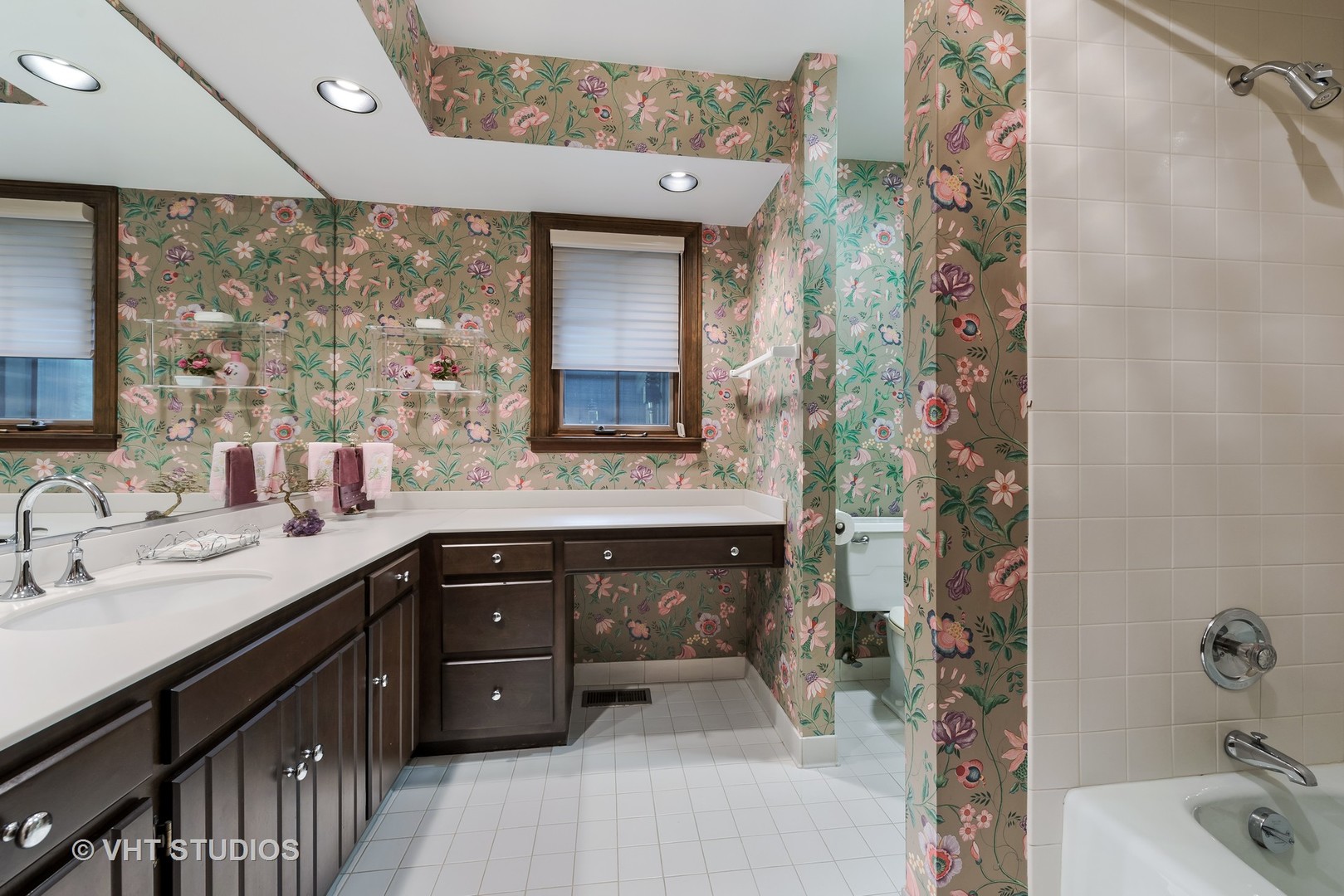 1644 Sunset Ridge Road Northbrook, IL 60062 - Photo 16 of 29