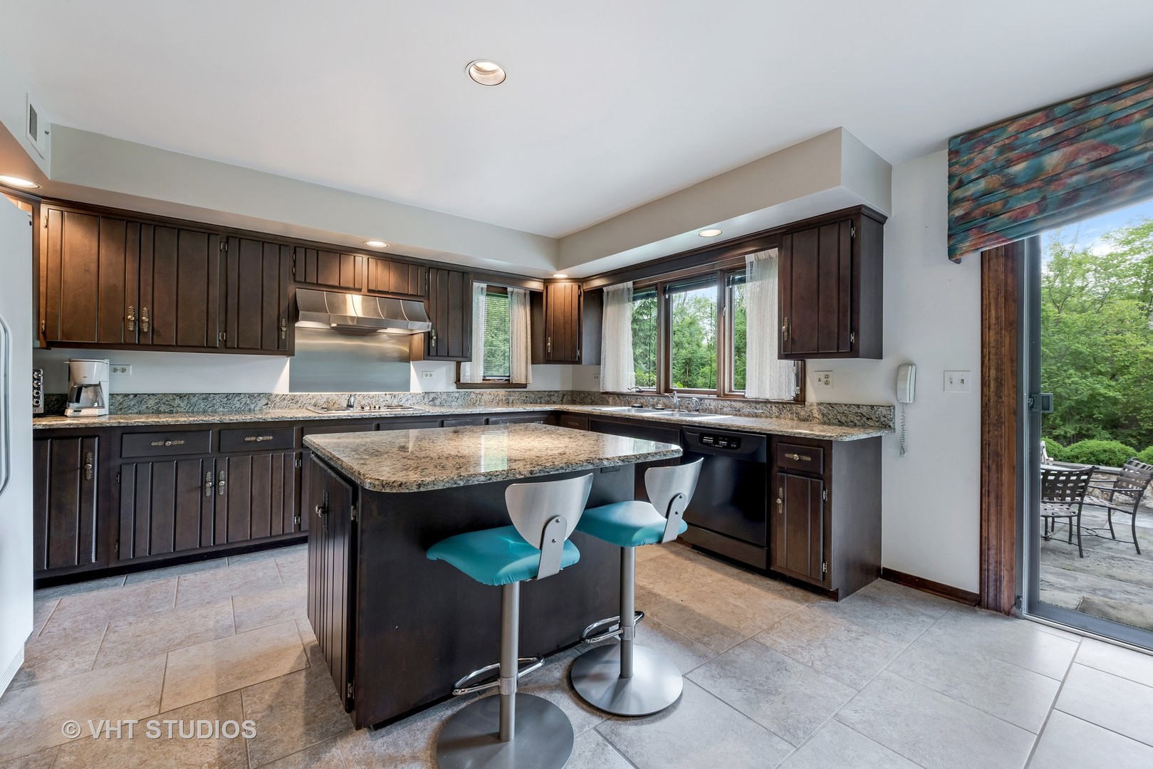 1644 Sunset Ridge Road Northbrook, IL 60062 - Photo 6 of 29
