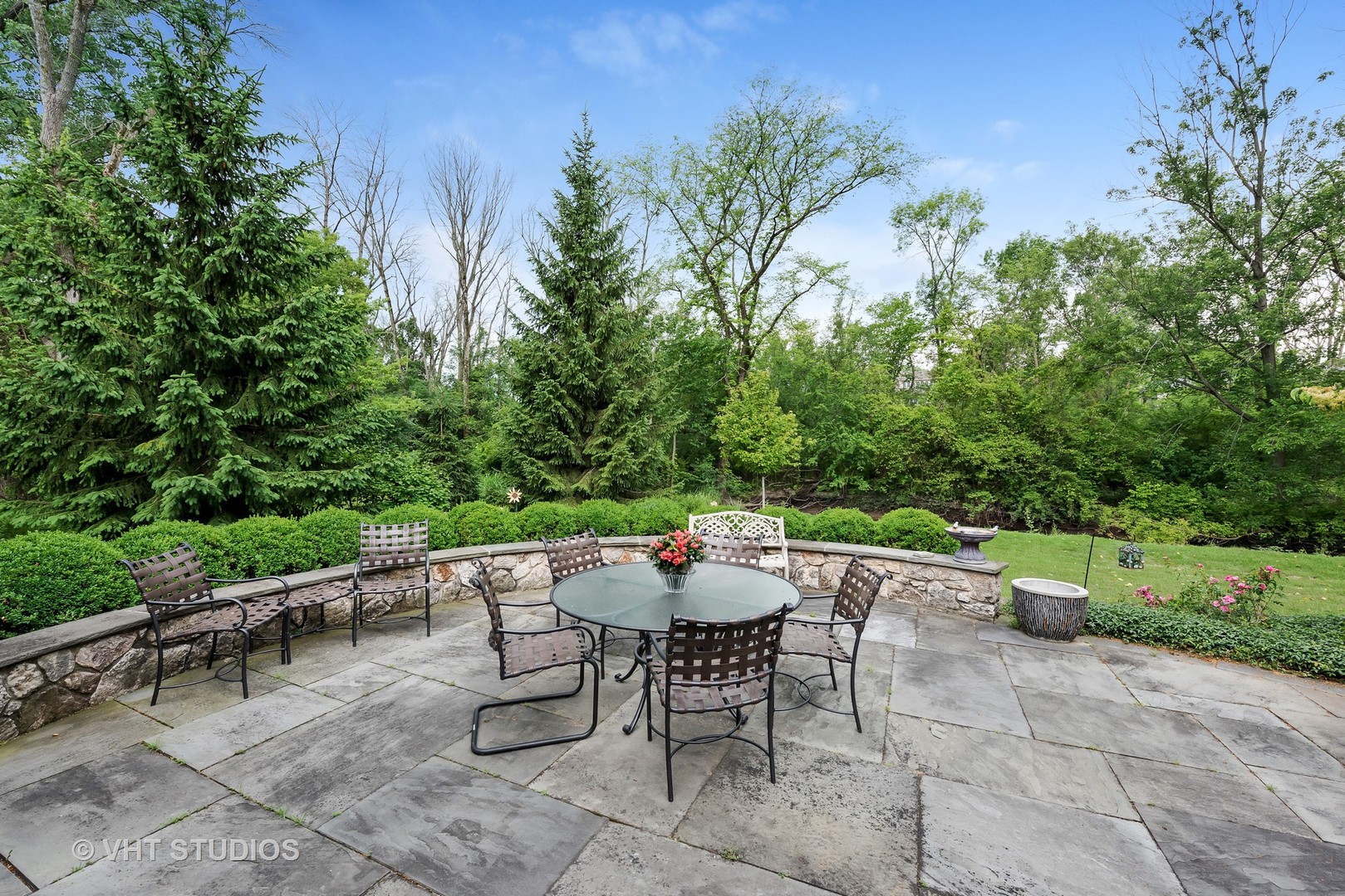 1644 Sunset Ridge Road Northbrook, IL 60062 - Photo 8 of 29