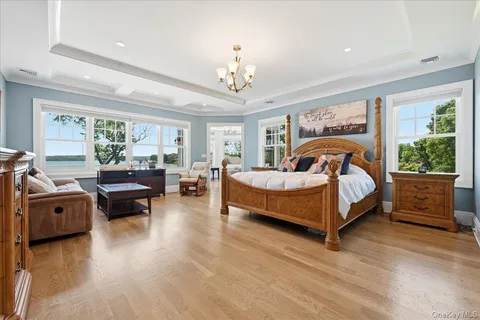 $4,799,000 | 7 Preston Lane, East Setauket, NY 11733