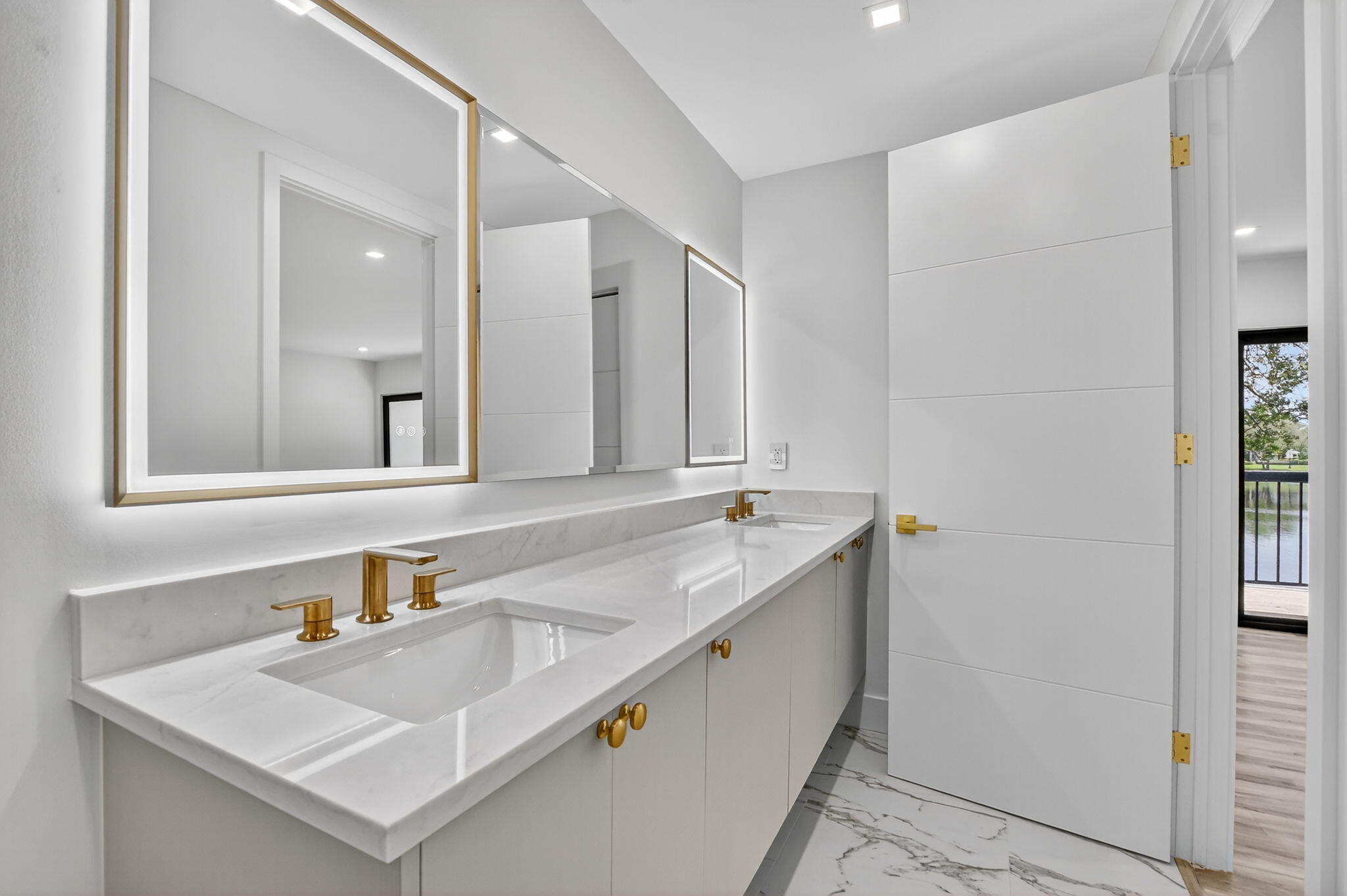 3402 Bridgewood Drive Boca Raton, FL 33434 - Photo 23 of 66 Master Bath