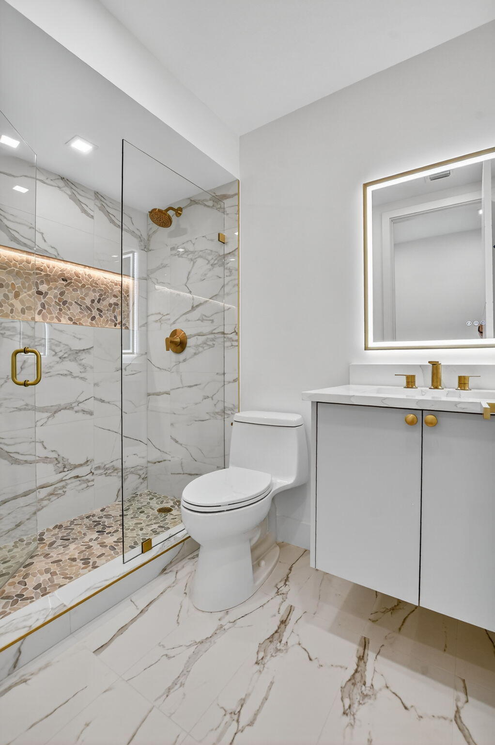 3402 Bridgewood Drive Boca Raton, FL 33434 - Photo 26 of 66 Guest Bathroom