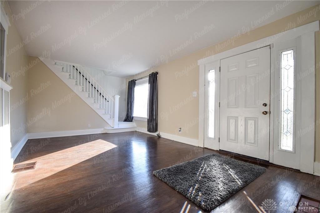 2926 Robin Road Dayton, OH 45409 - Photo 9 of 28