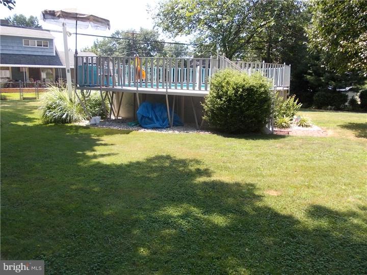101 Fieldstone Road Levittown, PA 19056 - Photo 25 of 25 View in Back