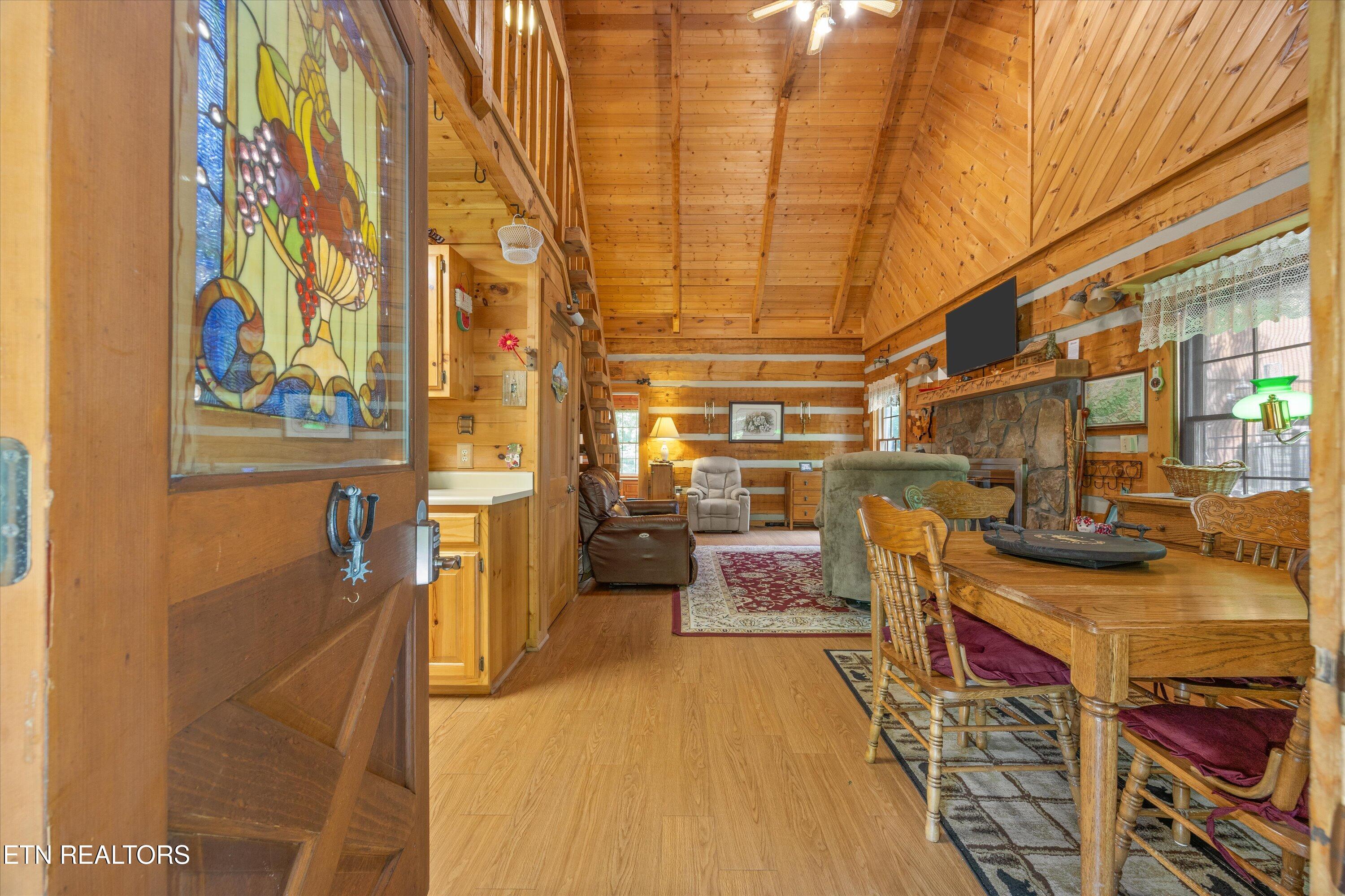 2992 Covemont Road Sevierville, TN 37862 - Photo 4 of 30 Entry
