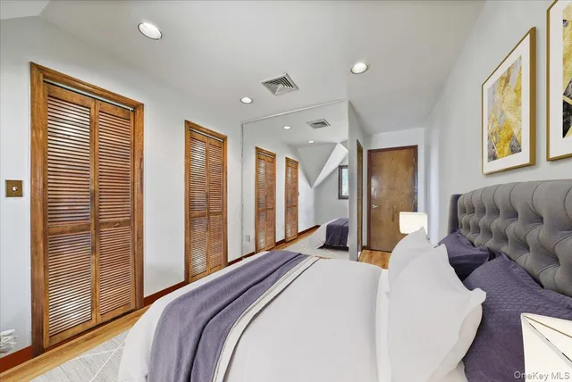 $1,295,000 | 1 Lookout Road, Tuxedo Park, NY 10987