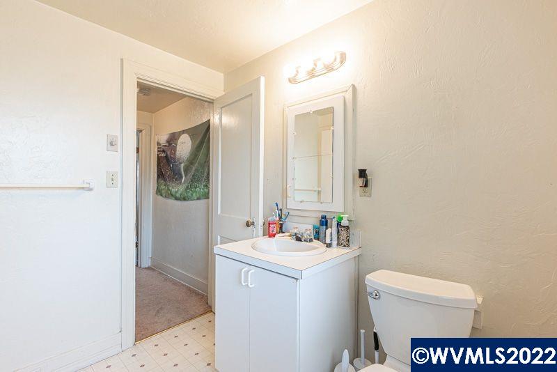 1114 Southwest Calapooia Street Albany, OR 97321 - Photo 35 of 40