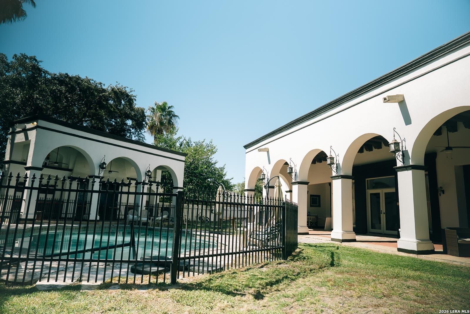 415 Merlin Road Laredo, TX 78041 - Photo 14 of 25 Gallery Image 14