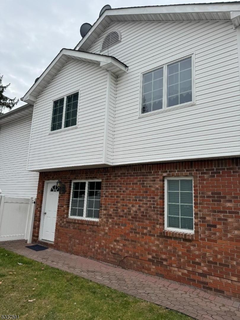 105 Ritorto Court Union, NJ 07083 - Photo 2 of 8