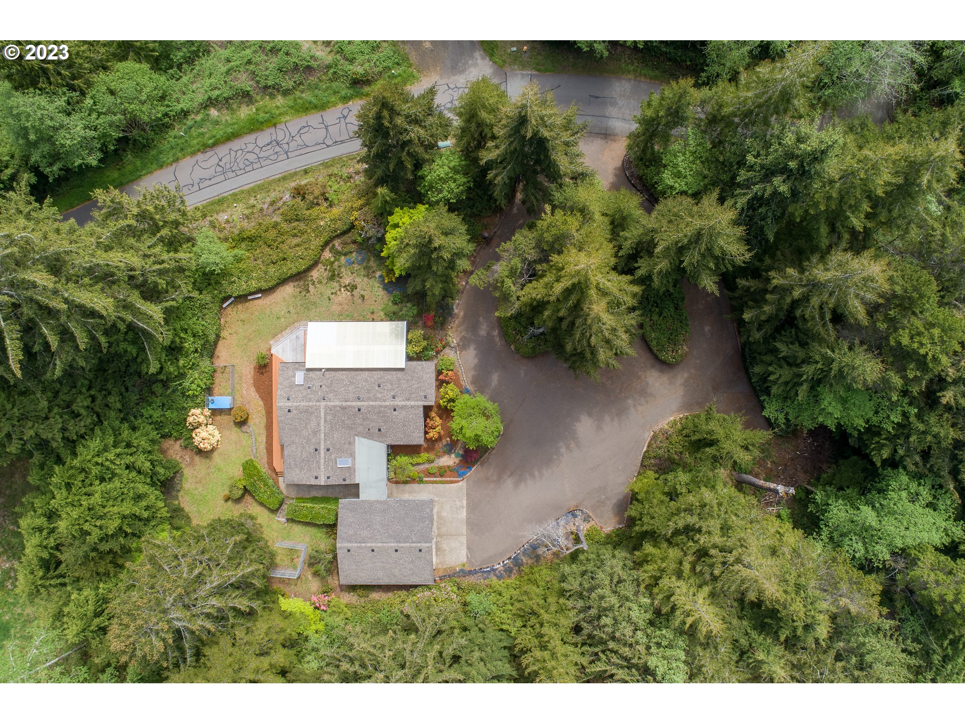 88647 Collard Lake Road Florence, OR 97439 - Photo 3 of 45 Gallery Image 3