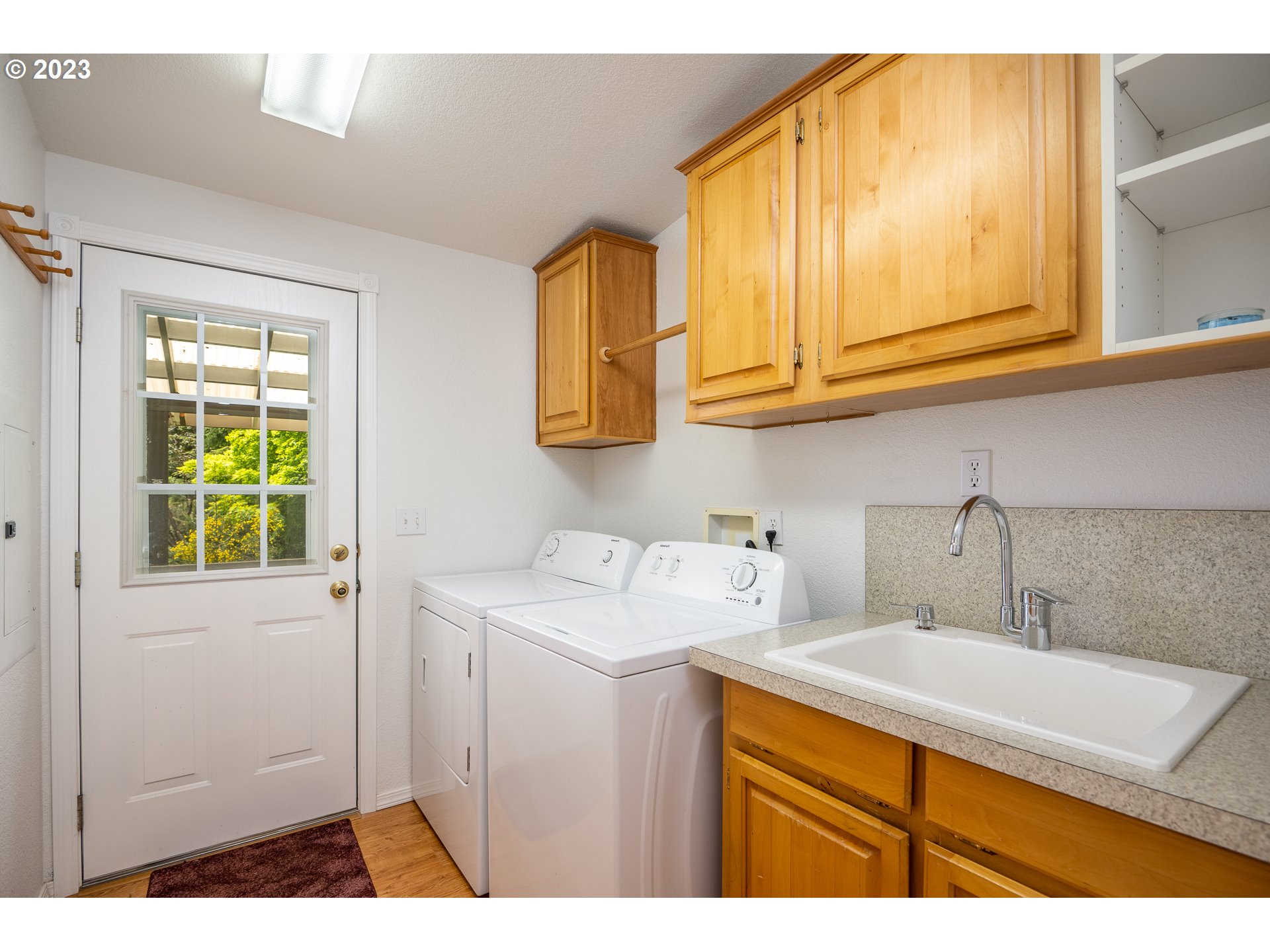 88647 Collard Lake Road Florence, OR 97439 - Photo 31 of 45 Gallery Image 31