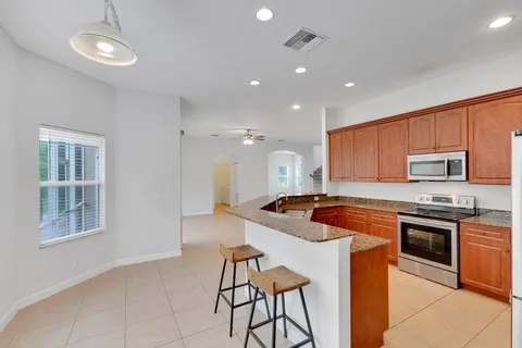 $1,175,000 | 16383 73rd Terrace North, Palm Beach Gardens, FL 33418