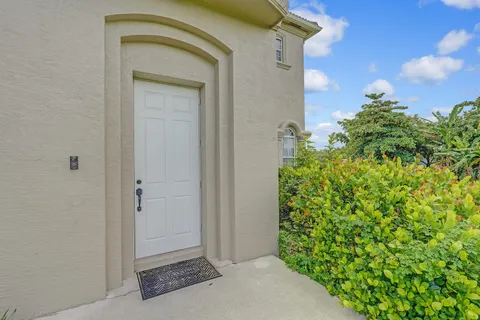 $1,175,000 | 16383 73rd Terrace North, Palm Beach Gardens, FL 33418