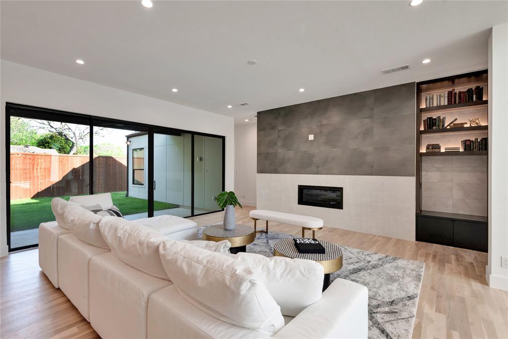 6923 Inverness Lane Dallas, TX 75214 - Photo 16 of 40