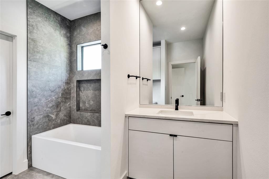 6923 Inverness Lane Dallas, TX 75214 - Photo 32 of 40